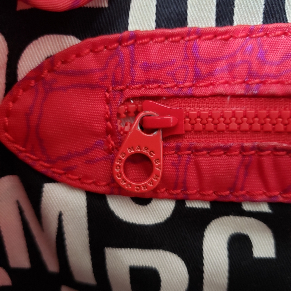Marc by Marc Jacobs Quilted Tote - Picture 7 of 9